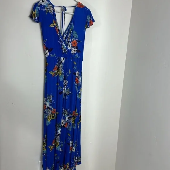 Band of Gypsies Blue Floral Wrap Maxi Dress Medium - Picture 8 of 10